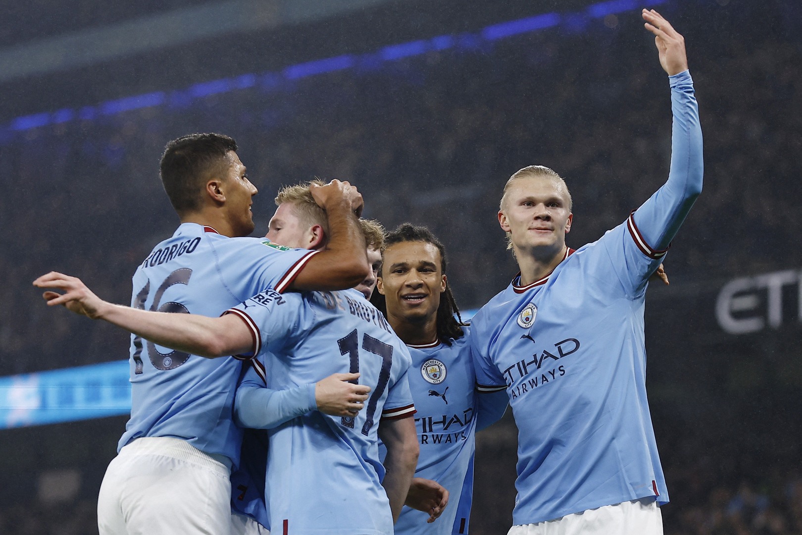 Tìm hiểu phong độ Manchester City cùng May88